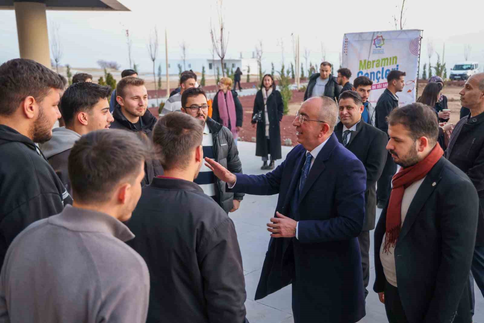 universitelilerin final stresine sicak bir mola baskan kavustan genclere corba ikrami 4