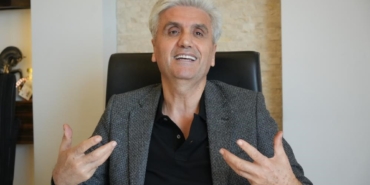 unlu-estetik-cerrah-acikladi-kepce-kulak-ameliyatinda-18-yas-beklenmemeli-Z11TBqEx.jpg