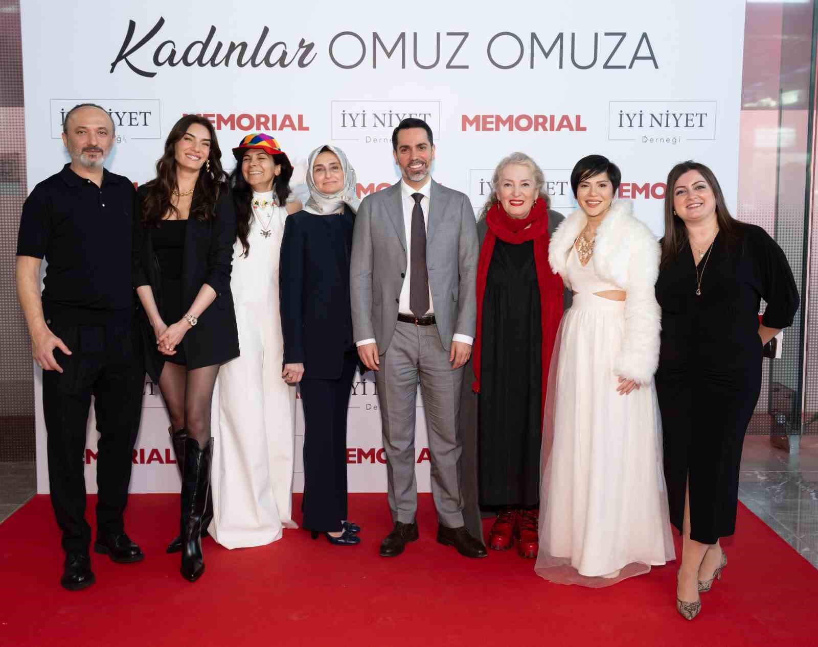 unlu isimler kadinlar omuz omuza projesi icin bir araya geldi 0 62qh9H8H