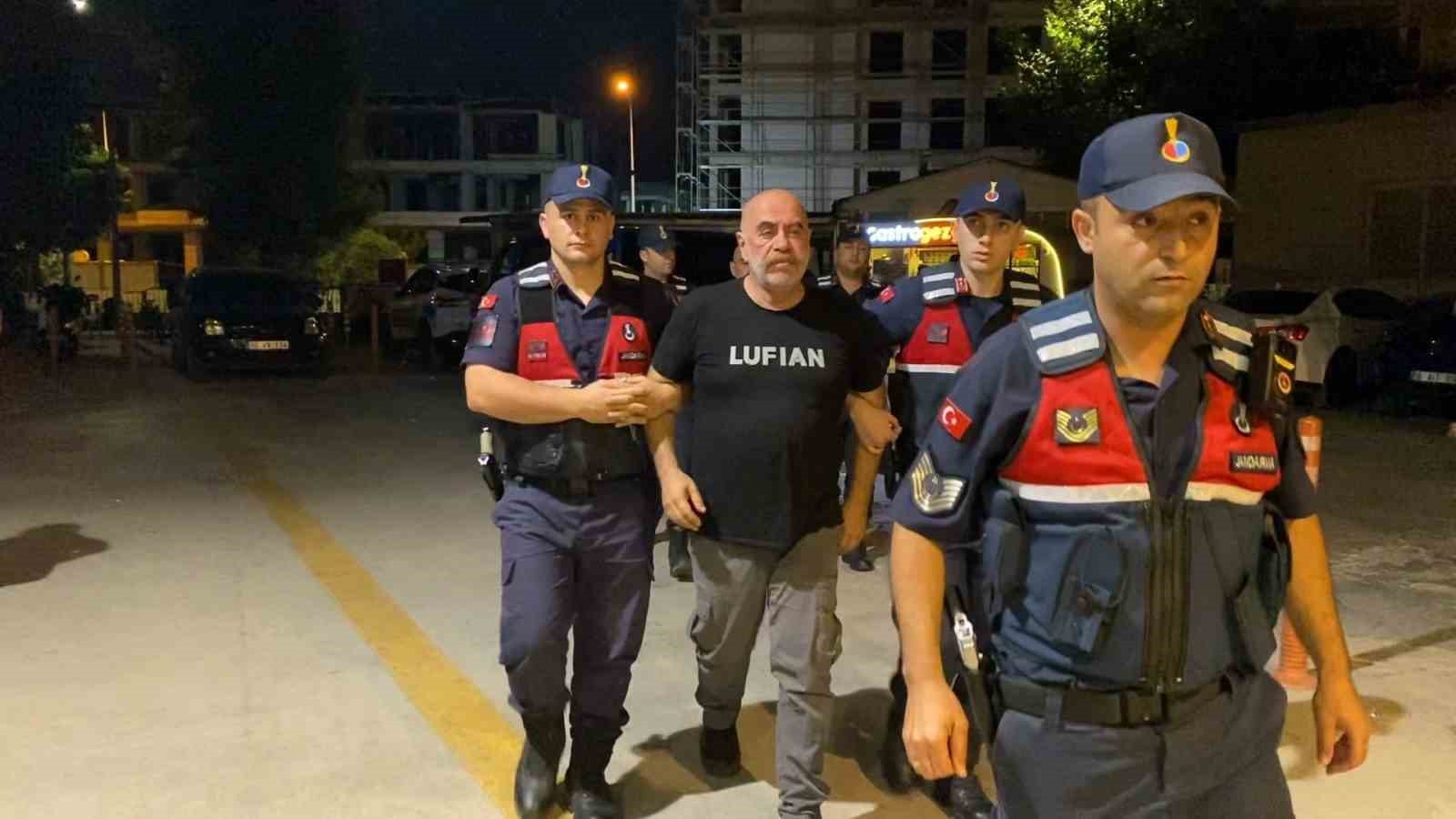 unlu yonetmen ve kardesi bursada uyusturucu operasyonunda gozaltina alindi 0 rcgeh4jn