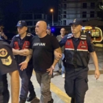 unlu-yonetmen-ve-kardesi-bursada-uyusturucu-operasyonunda-gozaltina-alindi-IE7nTysq.jpg