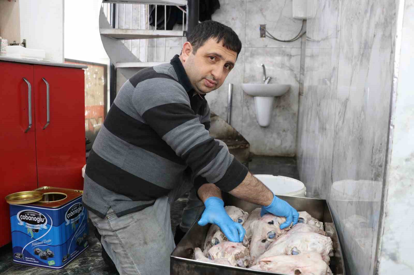 urkutucu goruntusune ragmen afiyetle tuketiliyor 6 J8dK9kCZ