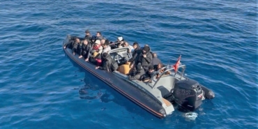 urla-aciklarinda-28-duzensiz-gocmen-yakalandi-RixxZpCu.jpg