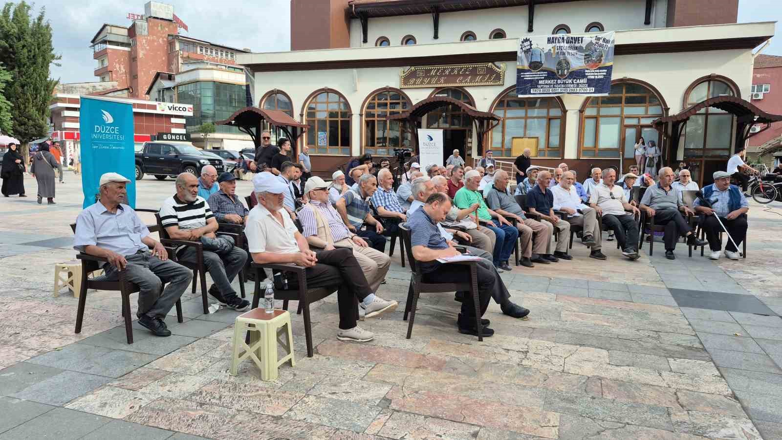 Üroloji Doktoru, cami önünde prostat hastalıklarını anlattı 8 uroloji doktoru cami onunde prostat hastaliklarini anlatti 4 h7S5GkKn