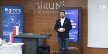 urolojide-guncel-cerrahi-teknikler-canli-uygulamayla-aktarildi-aOUcHdq8.jpg