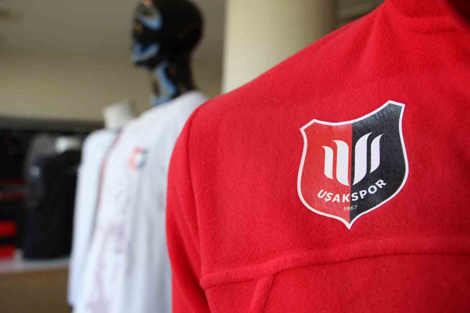 usakspor logosu guney korede sahneye cikti 2 UXPtsVzF