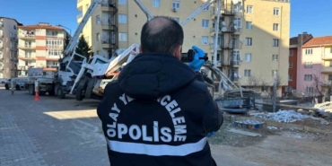 usakta-beton-pompasi-yan-yatti-altinda-kalan-isci-hayatini-kaybetti-SQBOChPY.jpg