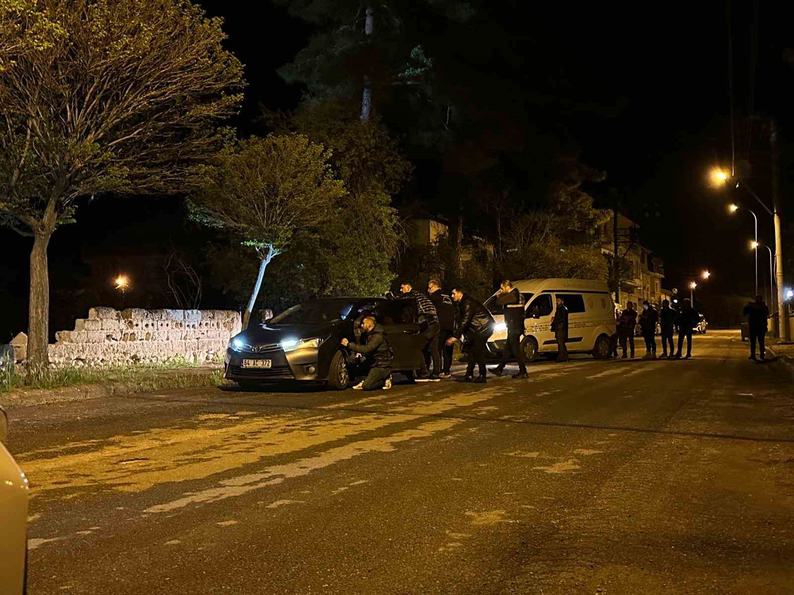 usakta gorev basindaki polis ekiplerine pompali tufekle ates acildi 2 polis yaralandi 5 9jPcq9wI