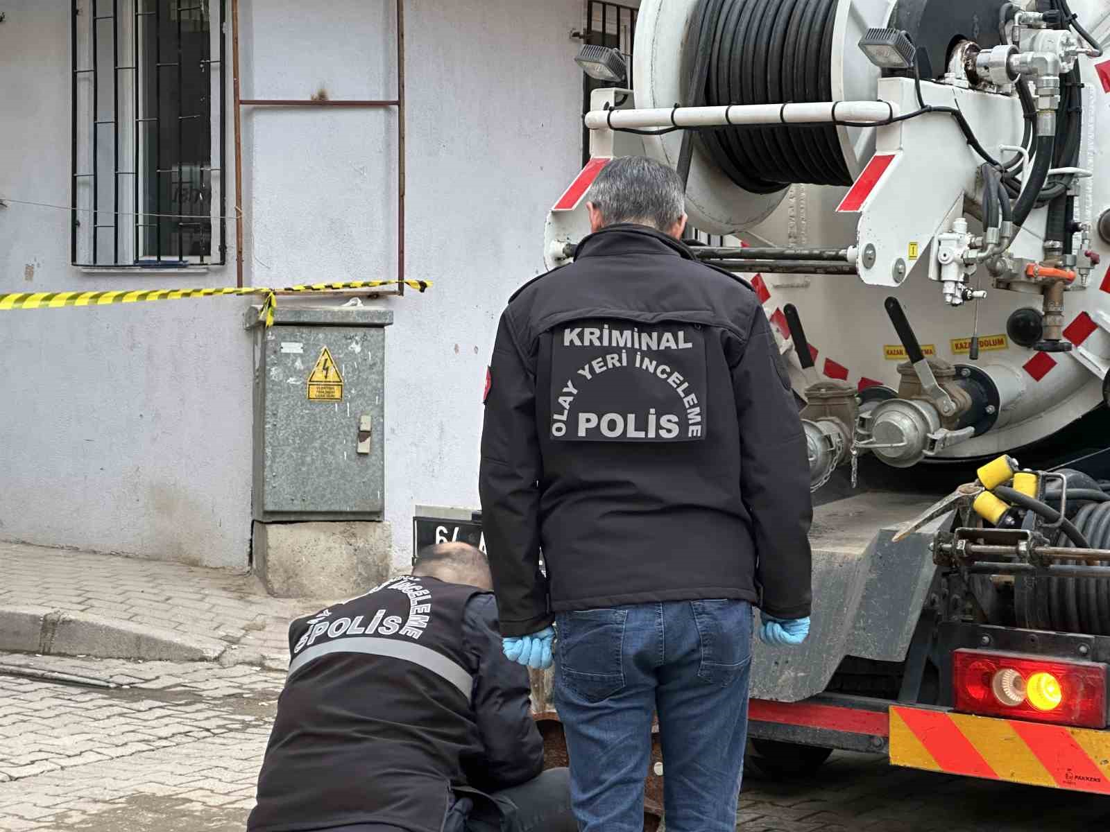 usakta kanalizasyonda bulunan ceninin kime ait oldugunu polis cozdu 6 PEii6WZj