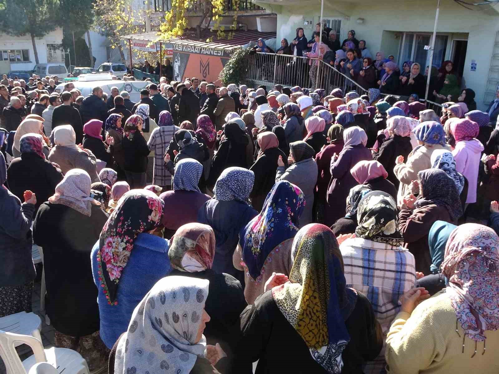 usakta kazada hayatini kaybeden dulay cifti defnedildi 1 6XmQHTn6