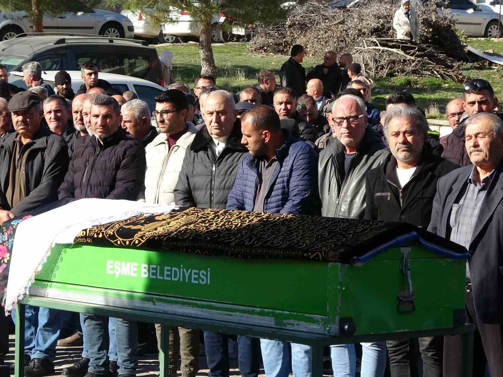 usakta kazada hayatini kaybeden dulay cifti defnedildi 2 iLHZJKbJ