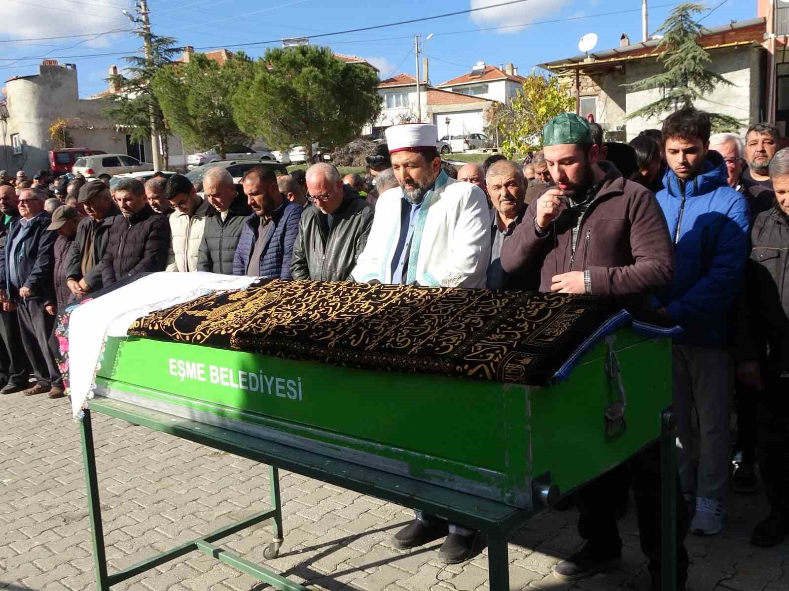 usakta kazada hayatini kaybeden dulay cifti defnedildi 4 9QJfji8X