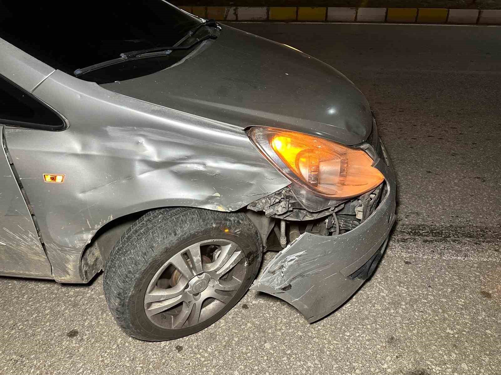 Uşak’ta otomobil ile motosiklet çarpıştı: 2 yaralı 4 usakta otomobil ile motosiklet carpisti 2 yarali 0 BPBVgpC1