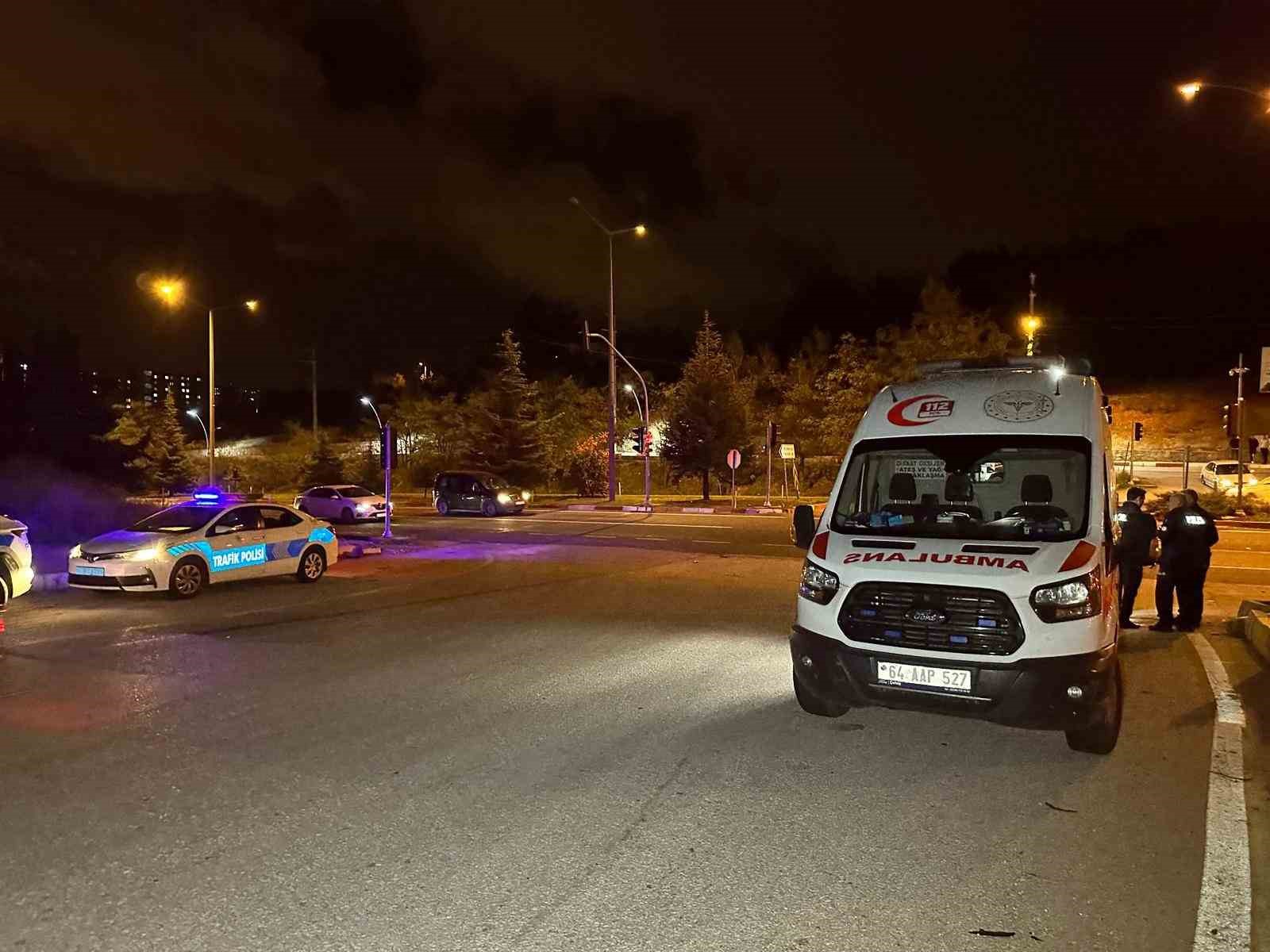 Uşak’ta otomobil ile motosiklet çarpıştı: 2 yaralı 5 usakta otomobil ile motosiklet carpisti 2 yarali 1 6avRH3vC