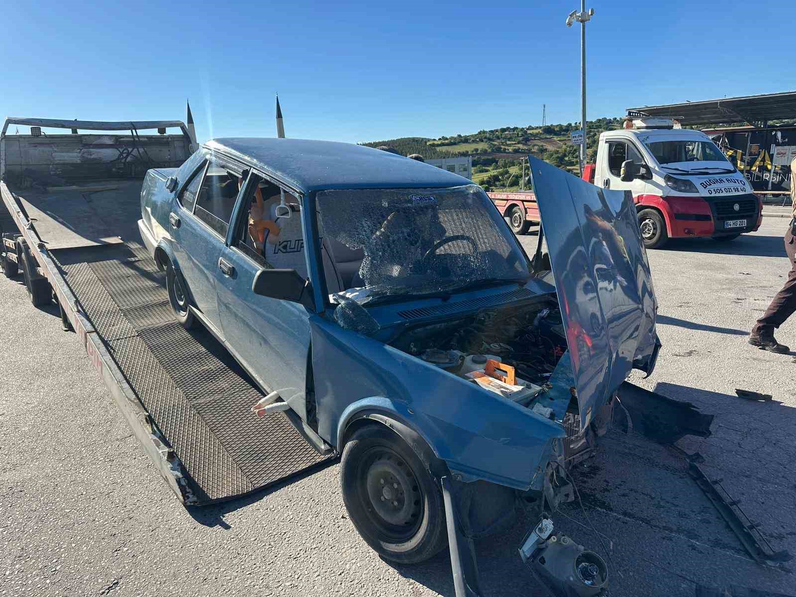 usakta otomobiller carpisti 5 yarali 1 TWunlZ7Z