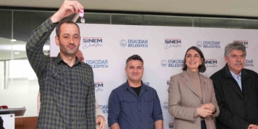 uskudar-belediyesinden-gazetecilere-anlamli-jest-F35AqeCZ.jpg