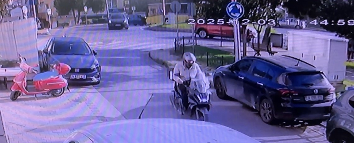 uskudarda borekciye dalan iett otobusunun o anlari kamerada 0 TYlJ8vQ8