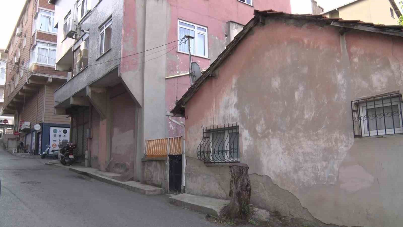 uskudarda dehset kocasini kizgin yag ile yakarak oldurdu 2 255dsmdb