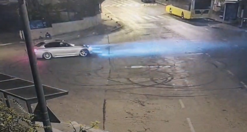 uskudarda drift yapan kadin surucuye 47 bin tl ceza 2 AUN8Jn8u