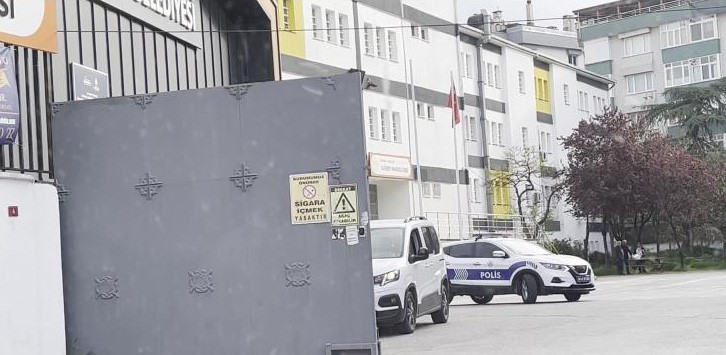uskudarda okullarda guvenlik onlemleri artirildi 2 LmB8CYdz