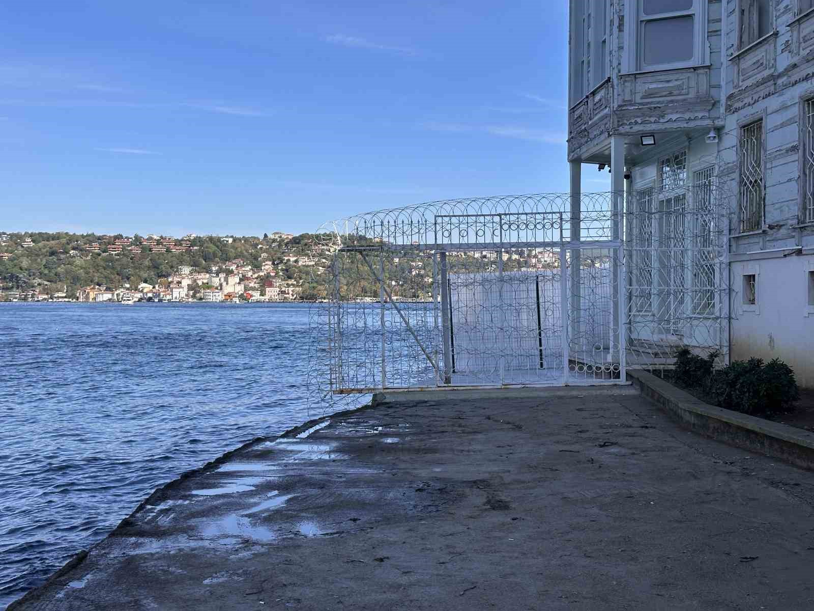uskudarda sahil yolunun kapatilmasina vatandaslardan tepki 1 hNNYLH9L
