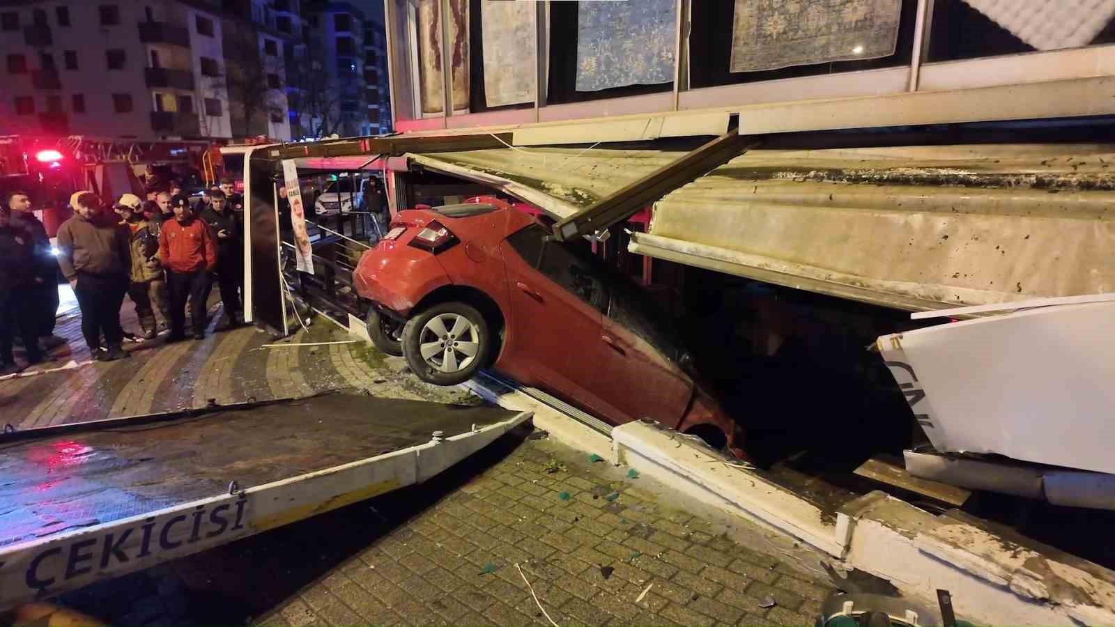 uskudardaki is yeri kazasinin guvenlik kamerasi goruntuleri ortaya cikti 2 lDyzgYLt