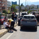 ust-gecitte-4-arac-birbirine-girdi-1-yarali-IHQPjTbB.jpg