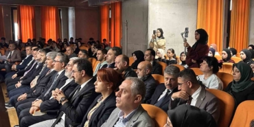 usta-edebiyatci-sair-sezai-karakoc-vefatinin-4uncu-yil-donumunde-dirilisin-isigi-hat-sergisiyle-anildi-3Muw5cYB.jpg