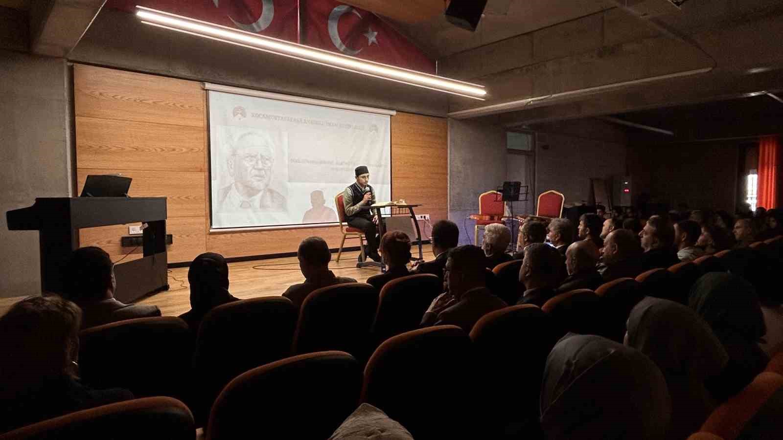 usta edebiyatci sair sezai karakoc vefatinin 4uncu yil donumunde dirilisin isigi hat sergisiyle anildi