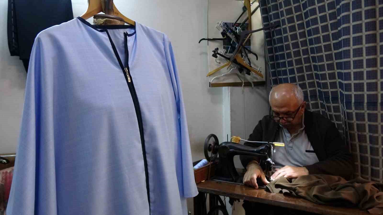ustasinin emaneti 75 yillik makineyle 50 yildir terzilik yapiyor 2