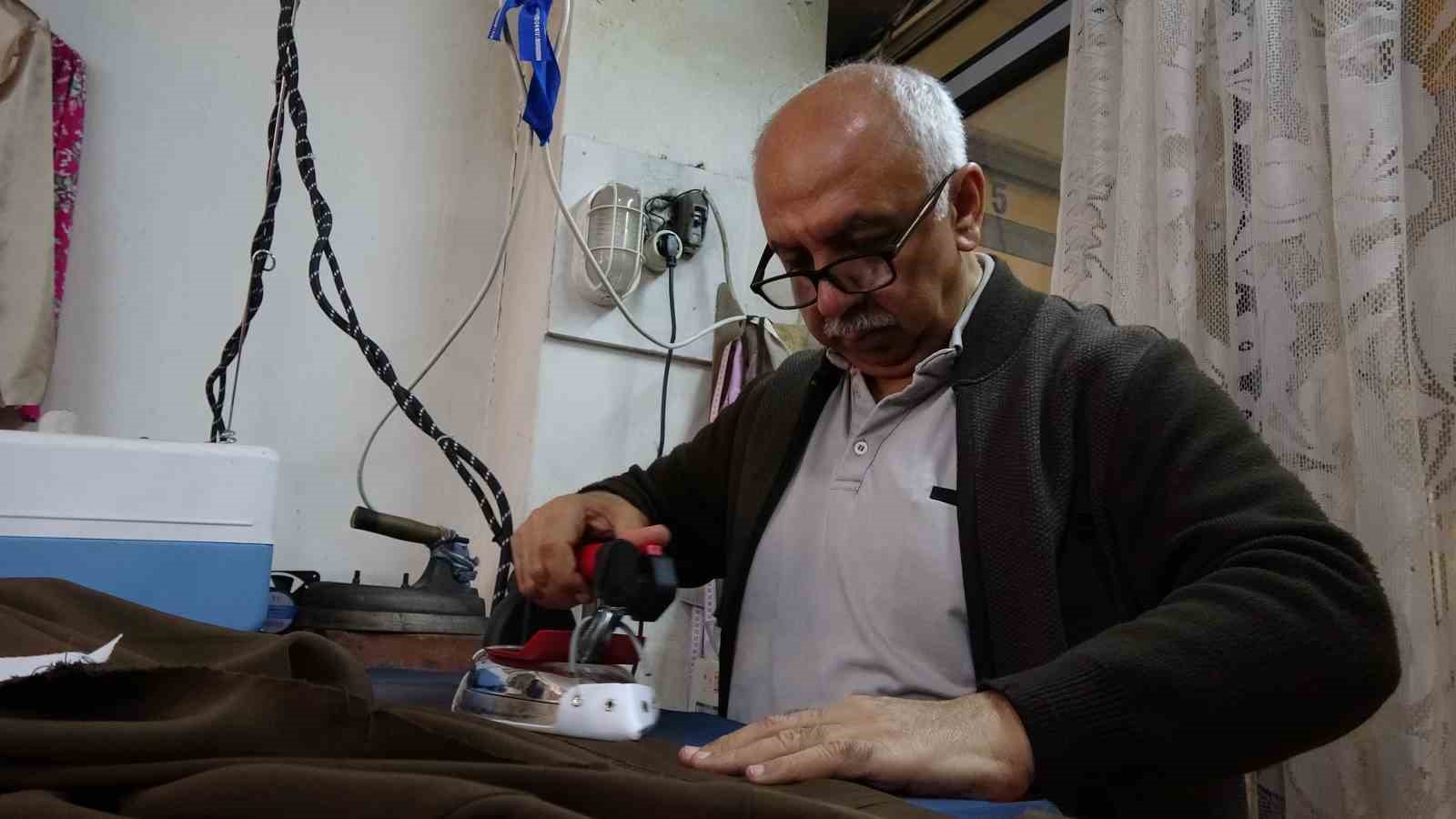 ustasinin emaneti 75 yillik makineyle 50 yildir terzilik yapiyor 4 ppRX5YRJ