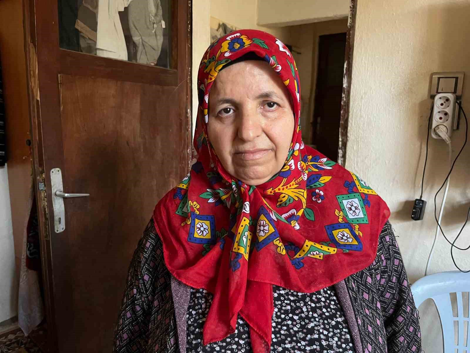 uvey oglum demedi engelli ogluna egitimi icin hamallik yaparak evine rayli sistem kurdu 11 OqdSPjSI