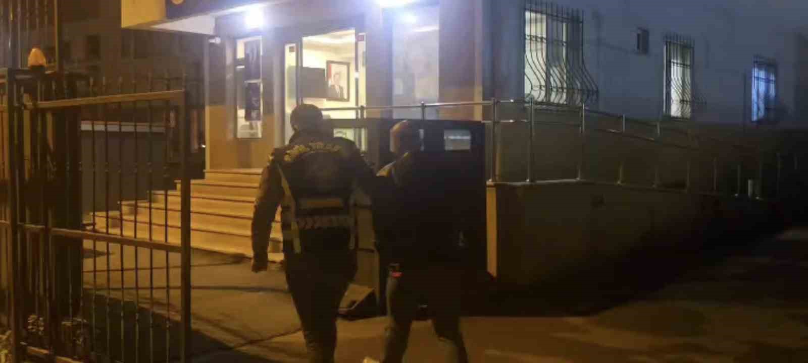 uyanik motorcu ekiplerden kacamadi 1 3TGBRZbA