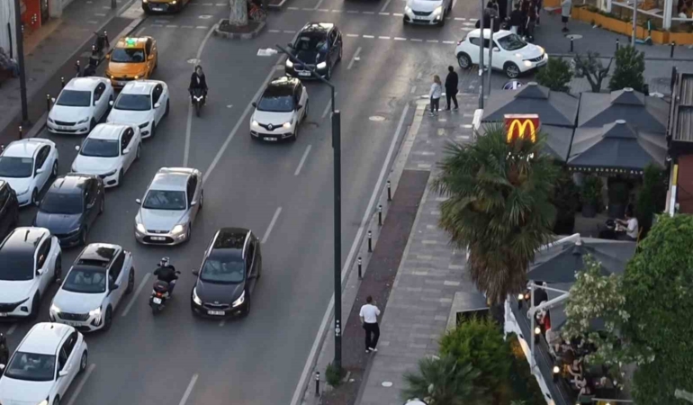 uyanik-motorcu-ekiplerden-kacamadi-qqNYav8h.jpg