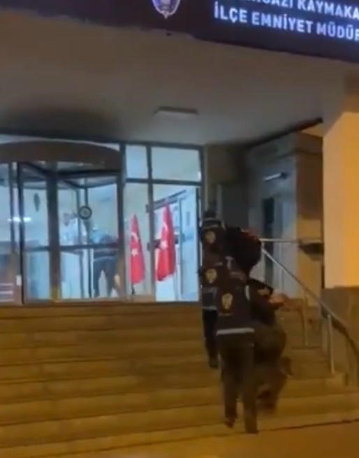 uygulama yapan polise carpip kacan sahis tutuklandi 3 SfzaEYbb