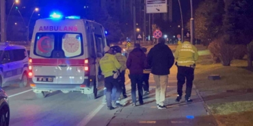 uygulamadan-polise-carpip-kacti-suphelinin-araci-1-kilometre-uzaklikta-park-halinde-bulundu-ArQzpBzh.jpg