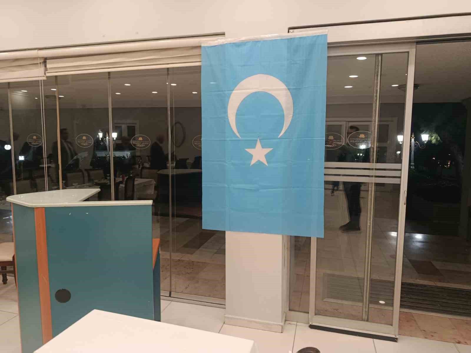 Uygur Türkü Akademisyen İlham Tohti için "özgürlük" ve "Nobel Barış Ödülüne adaylık" çağrısı 7 uygur turku akademisyen ilham tohti icin ozgurluk ve nobel baris odulune adaylik cagrisi 3 z3pBj5by