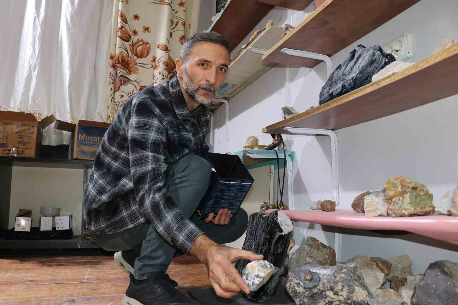 uyku problemine karsi duyarsiz kalamadi sivasin dogal taslari ile radyasyon savar yastik D6UdnbJY