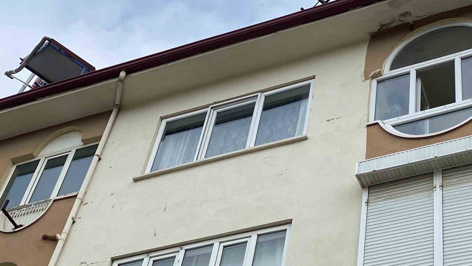 Uyudukları esnada asma tavan üzerine çöken kadın hastaneden taburcu oldu 5 uyuduklari esnada asma tavan uzerine coken kadin hastaneden taburcu oldu 1 wFIJ2MlS