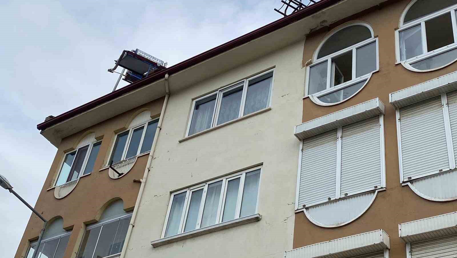 Uyudukları esnada asma tavan üzerine çöken kadın hastaneden taburcu oldu 7 uyuduklari esnada asma tavan uzerine coken kadin hastaneden taburcu oldu 3 IEzC693j