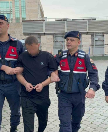 uyusturucu-hapla-ilgili-gozaltina-alinan-sahis-tutuklandi-f1murzgO.jpg