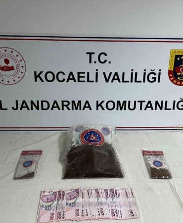 uyusturucu-operasyonu-2-gozalti-Sn1ktzzd.jpg