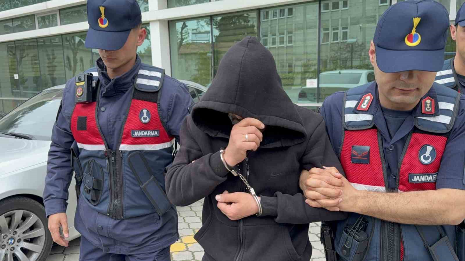 uyusturucu operasyonu baba ogul gozaltinda 1 bd8jVrfU
