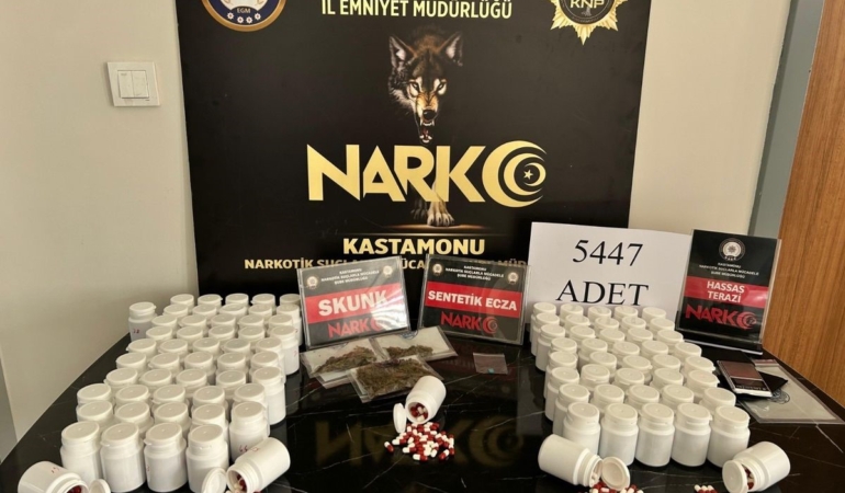 uyusturucu-operasyonu-davasinda-3-saniga-15er-yil-hapis-cezasi-gp6DHG4Z.jpg