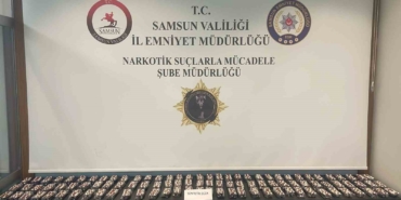 uyusturucu-operasyonunda-5-bin-hap-ele-gecirildi-qsEQq4wE.jpg