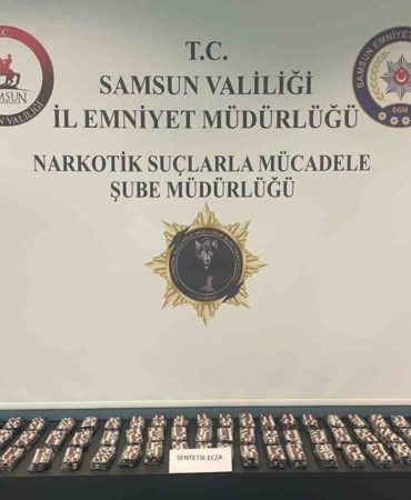 uyusturucu-operasyonunda-5-bin-hap-ele-gecirildi-qsEQq4wE.jpg
