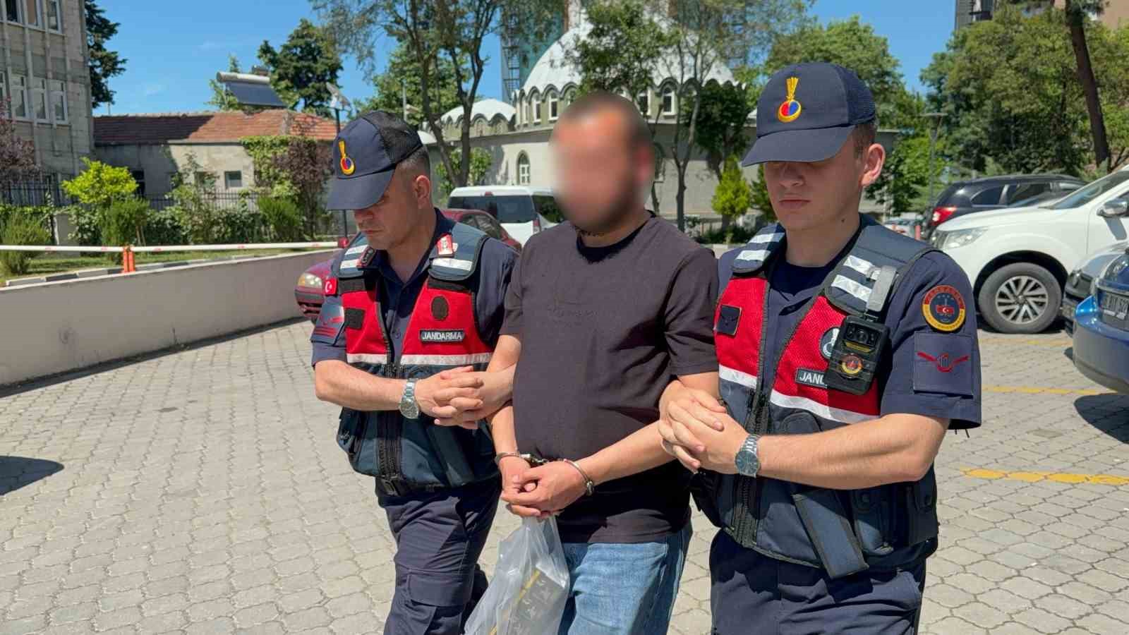 uyusturucu operasyonunda tutuklama 1 WEWnUayB