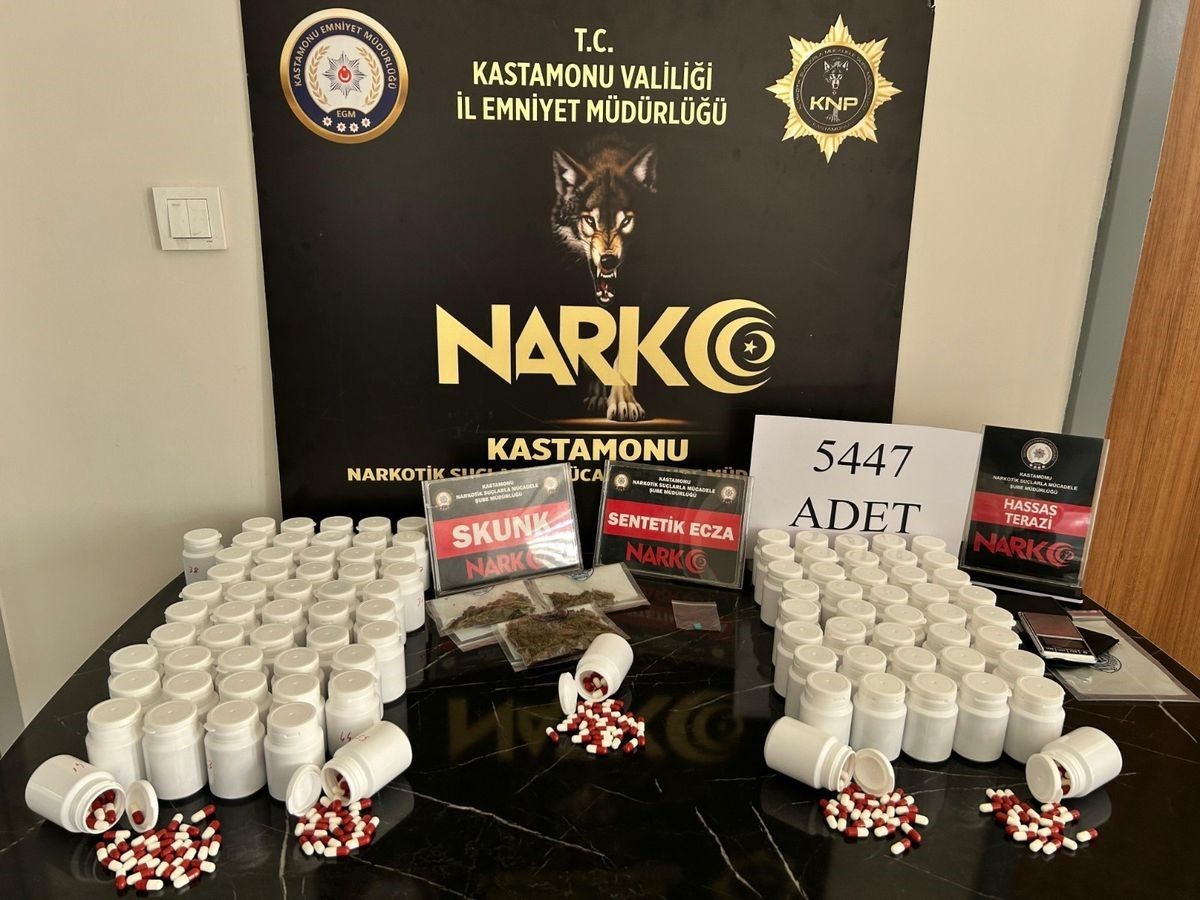 uyusturucu operasyonunda yakalanan saniklar hakkinda 22 yila kadar hapis cezasi talebi 0 E8cqIbUF