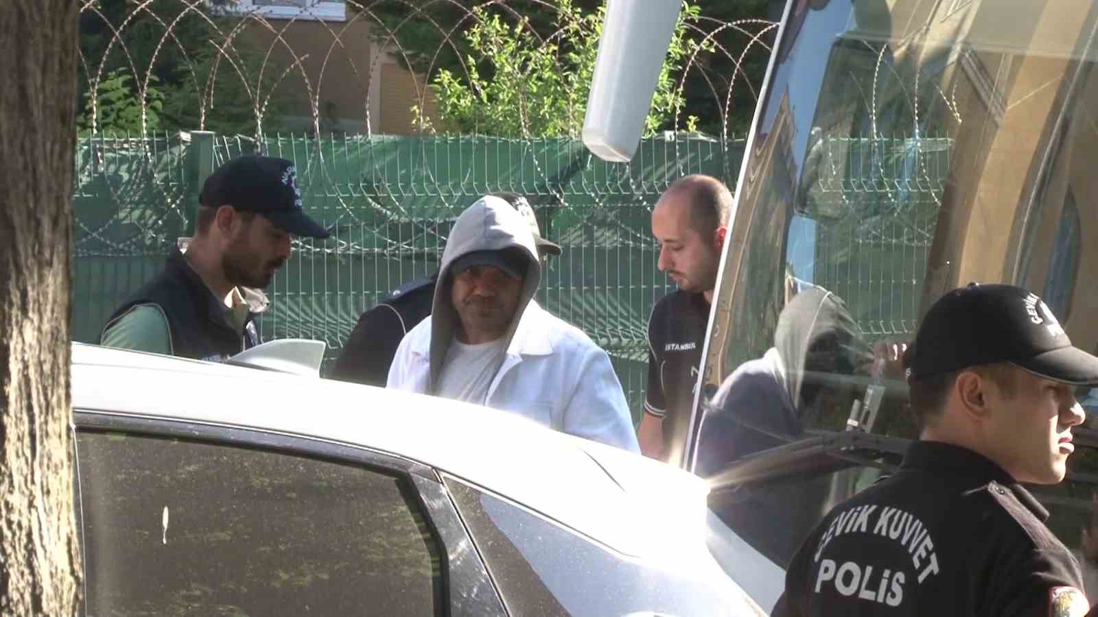 uyusturucu operasyonundan gozaltina alinan unluler adliyeye sevk edildi 3 DORjtkpq