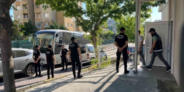 uyusturucu-operasyonundan-gozaltina-alinan-unluler-adliyeye-sevk-edildi-CH4sZ9TK.jpg